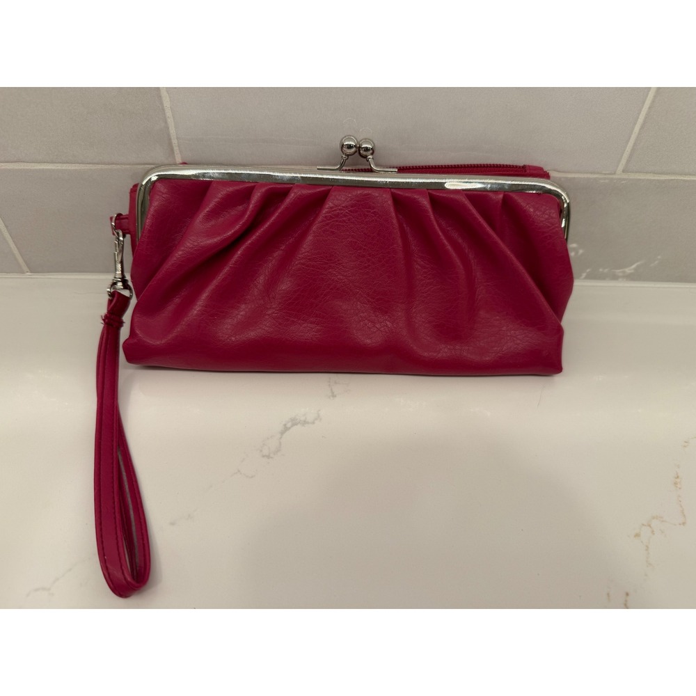 Magenta Pink Pleated Kiss Lock Wristlet Clutch Wallet with ID Window Zipper‎
